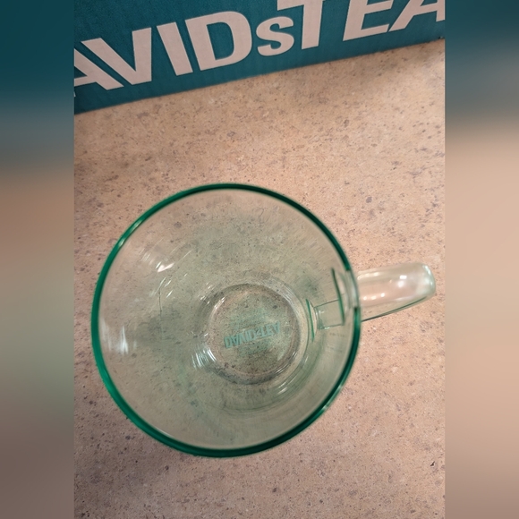 David's Tea - Clear Green Gradient Glass Mug with Handle - Picture 5 of 5